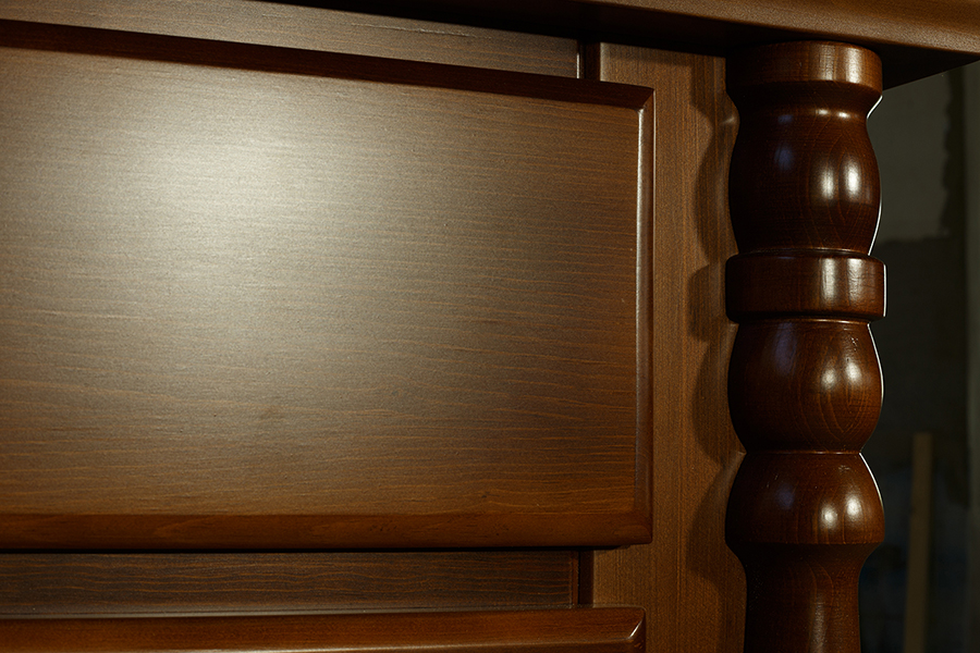 Nightstand brown 5 section